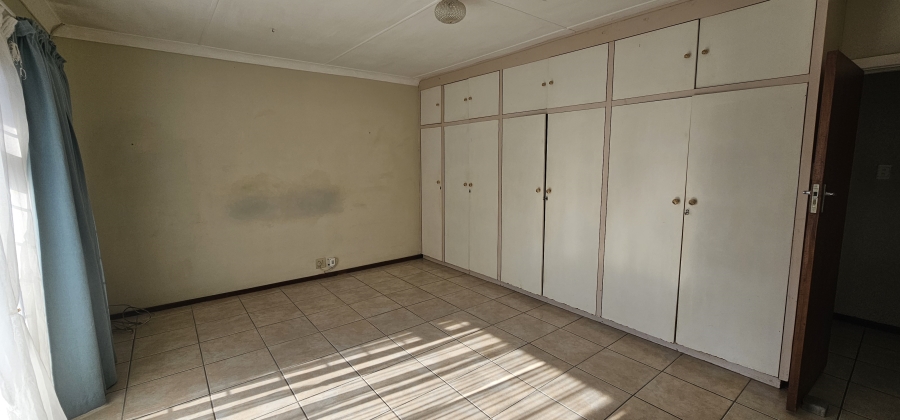 2 Bedroom Property for Sale in Sunrise On Sea Eastern Cape